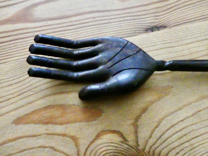 Mekonde Original African Carvings - Antiques & Collectables