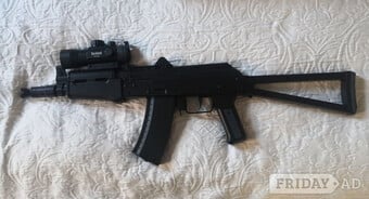 CROSMAN COMRADE AK semi-automatic CO2 BB air rifle. 