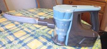HAND HELD VAC ***AS NEW £10**