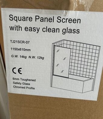 Bath screen shower screen