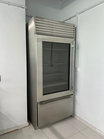 Sub-Zero Refrigerator Freezer