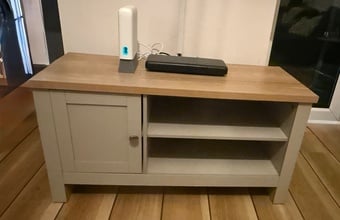 TV Cabinet - TV Stand - Great Condition 