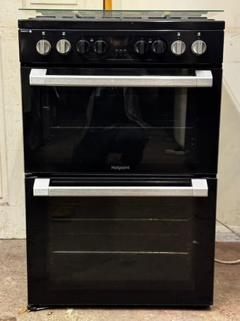 Hotpoint dual fuel gas cooker 60cm fsd black double oven 3 months