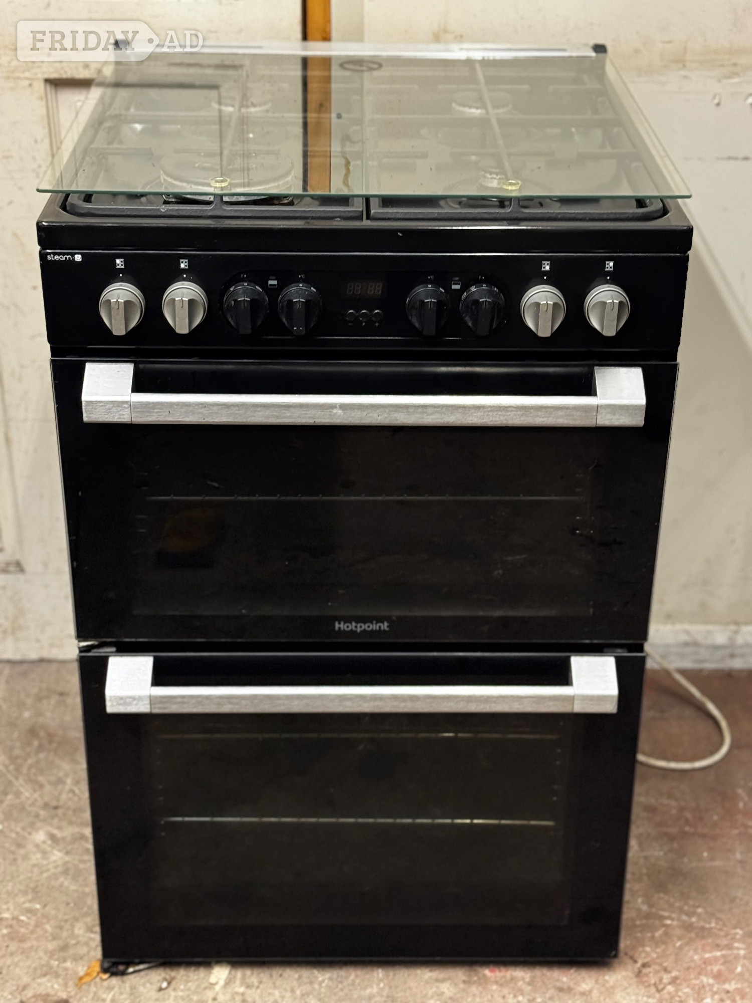 Hotpoint dual fuel gas cooker 60cm fsd black double oven 3 months