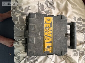 dewalt line laser