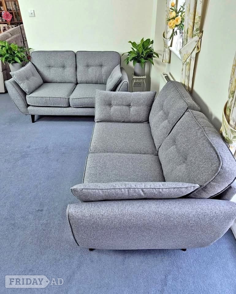 Kensington French collection 3+2 seater sofa set ¬ Free drop 