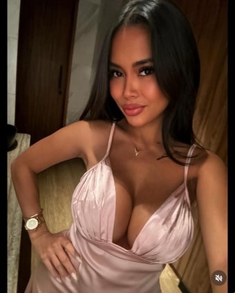 New new girl SUzy!! Relaxing Thai massage Maidstone 