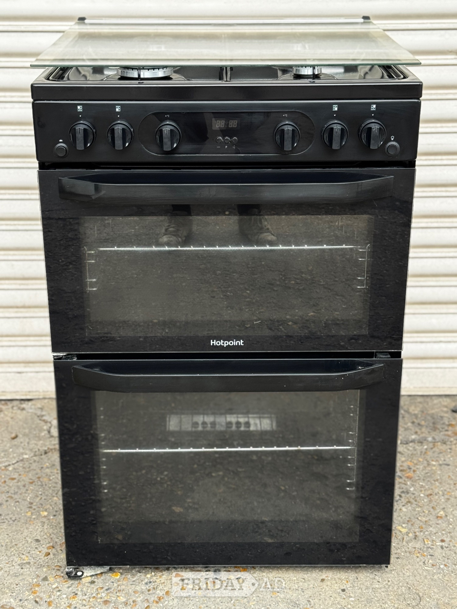 Hotpoint gas cooker 60cm fsd black double oven 3 months warranty in Romford