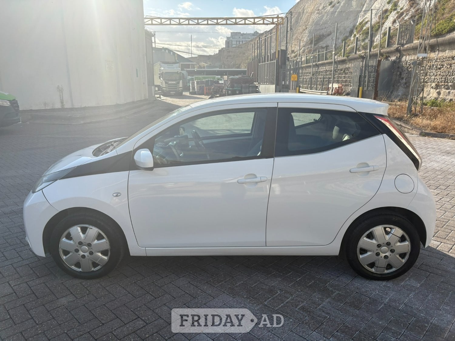 [ berth ]Toyota Aygo
