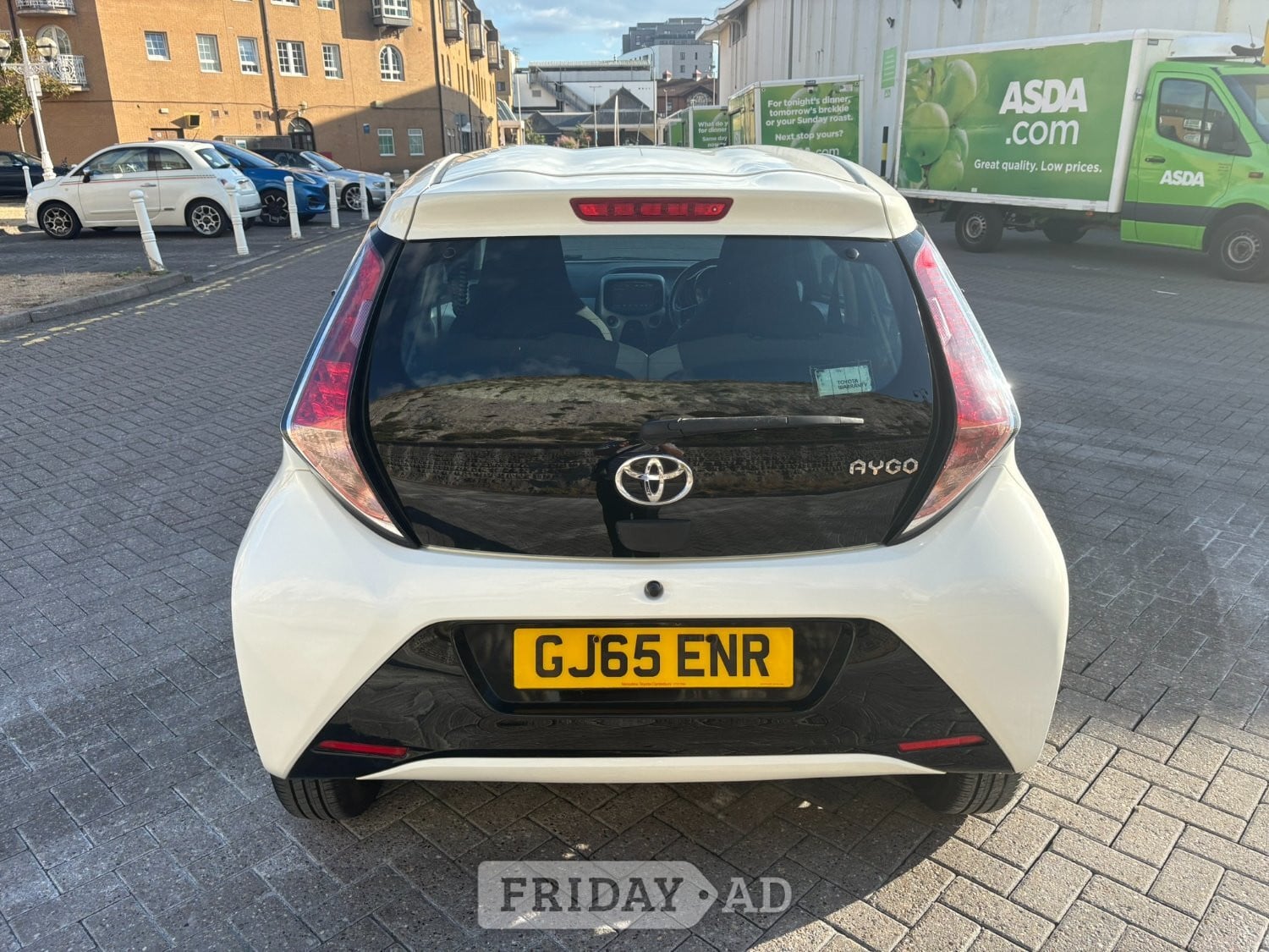 2015 Toyota Aygo X-Play - New Years MOT - £20 Road Tax - ULEZ Com - Cars
