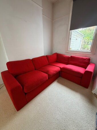 Corner sofa for £185