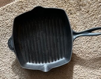 Le Creuset Frying Pan 26cm Grey Cast Iron Griddle Skillet - Used 