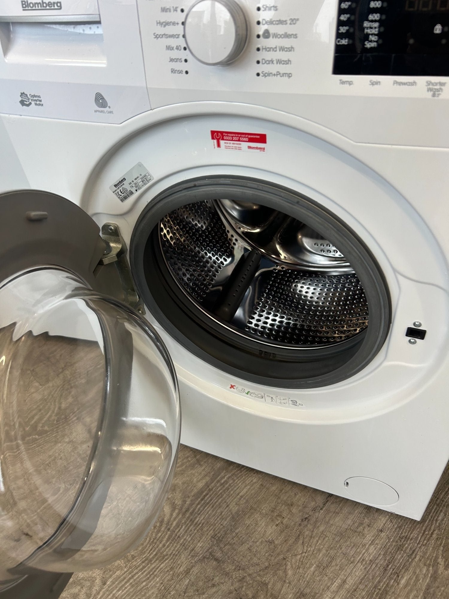 BLOMBERG 7KG WASHING MACHINE