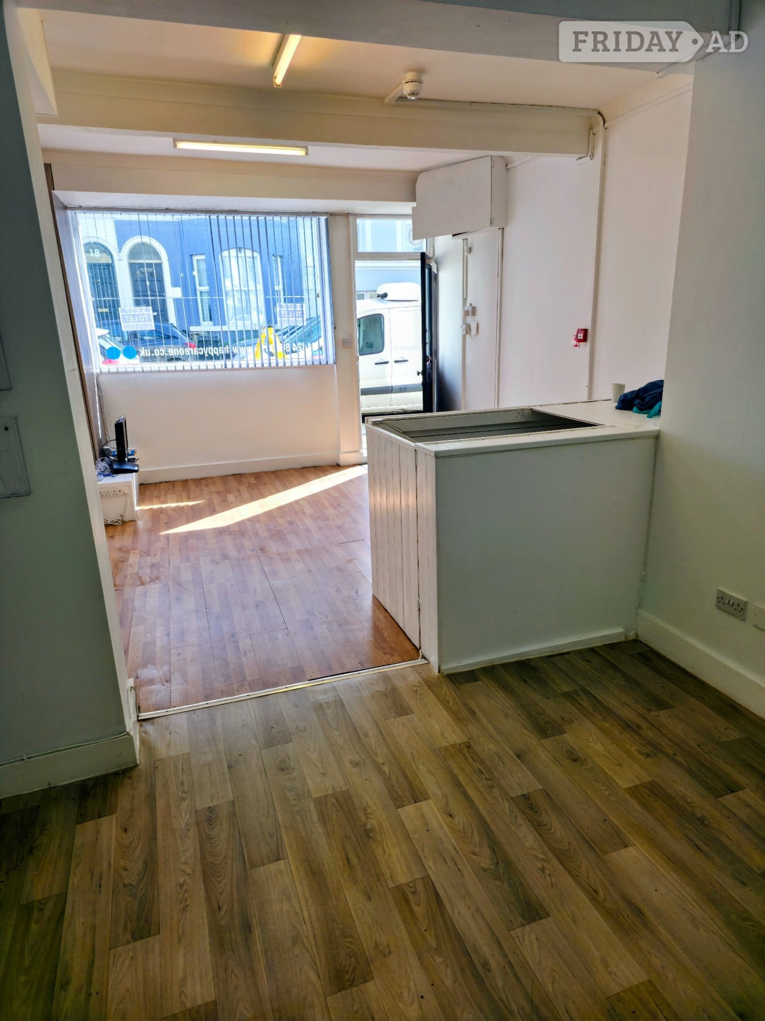 Lock up shop to rent Hastings 