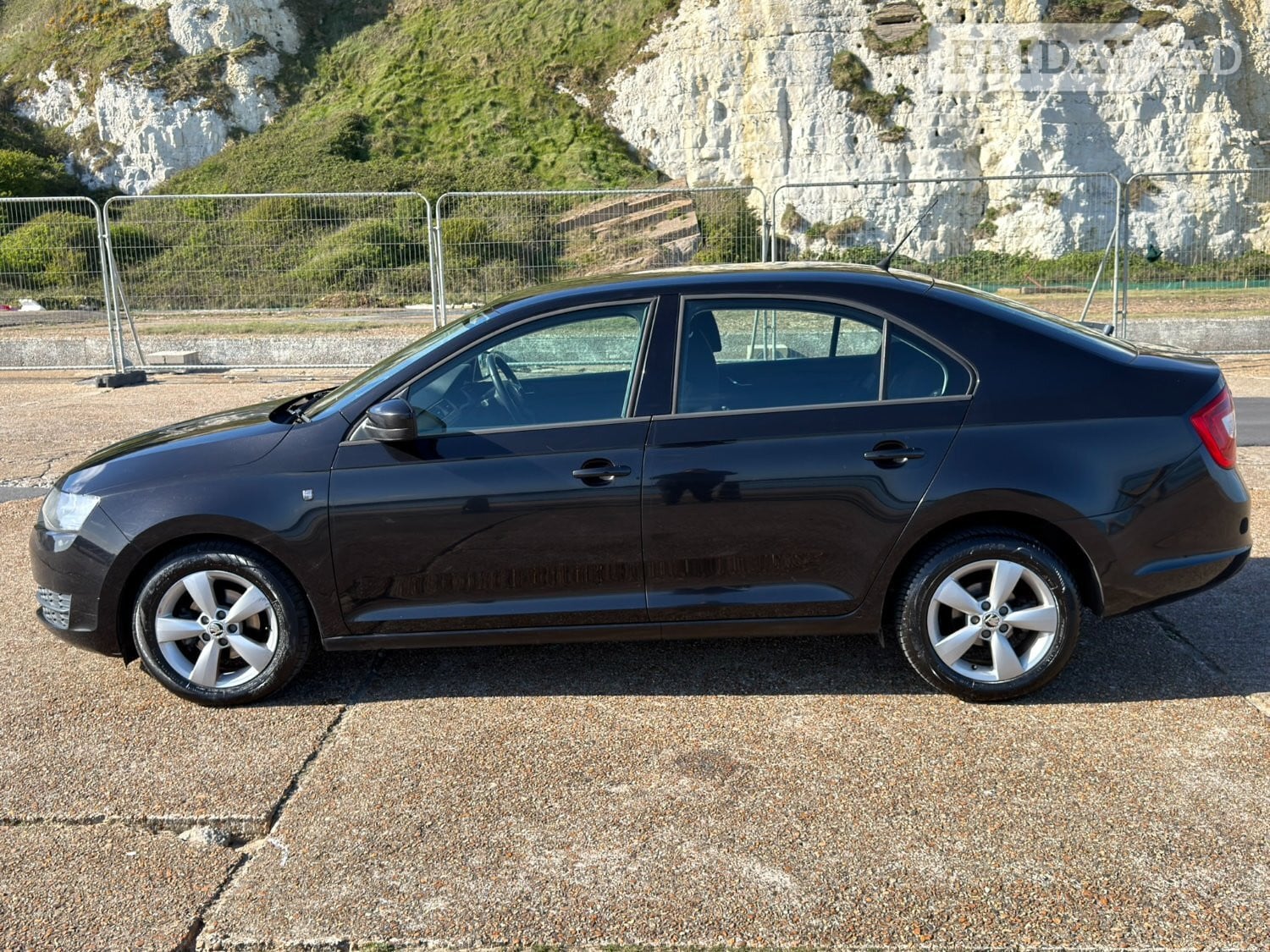 [ berth ]Skoda Rapid