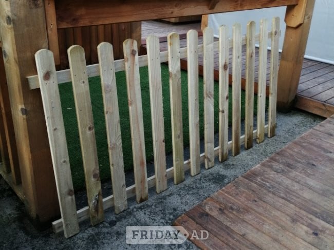 ROUND TOP PICKET FENCE PANELS FROM £38