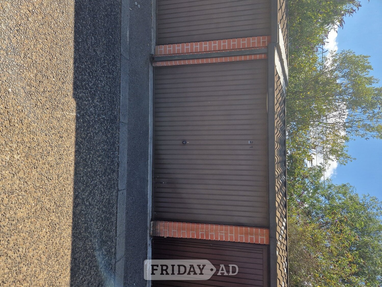 wide garage to rent Fletton, Peterborough in Peterborough