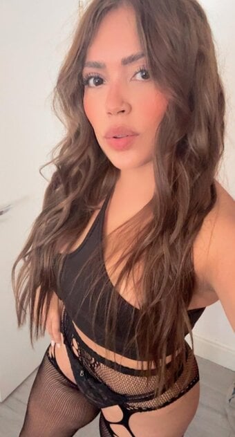 Hi love, I'm Sammy, 25 years old. I offer relaxing erotic massages and sensual dancing. You deserve to unwind after a long day, right? Haha. I’m the perfect choice—come and enjoy a pleasurable, unforgettable experience. 100% real photos.  Please note that hygiene is a top priority.🥰🥰😘