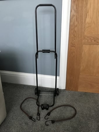 Luggage trolley/carrier good condition 2 expander ropes included  
