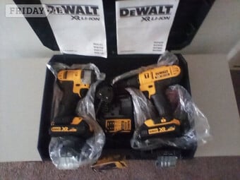 DeWalt combi set drill and impact driver brand new