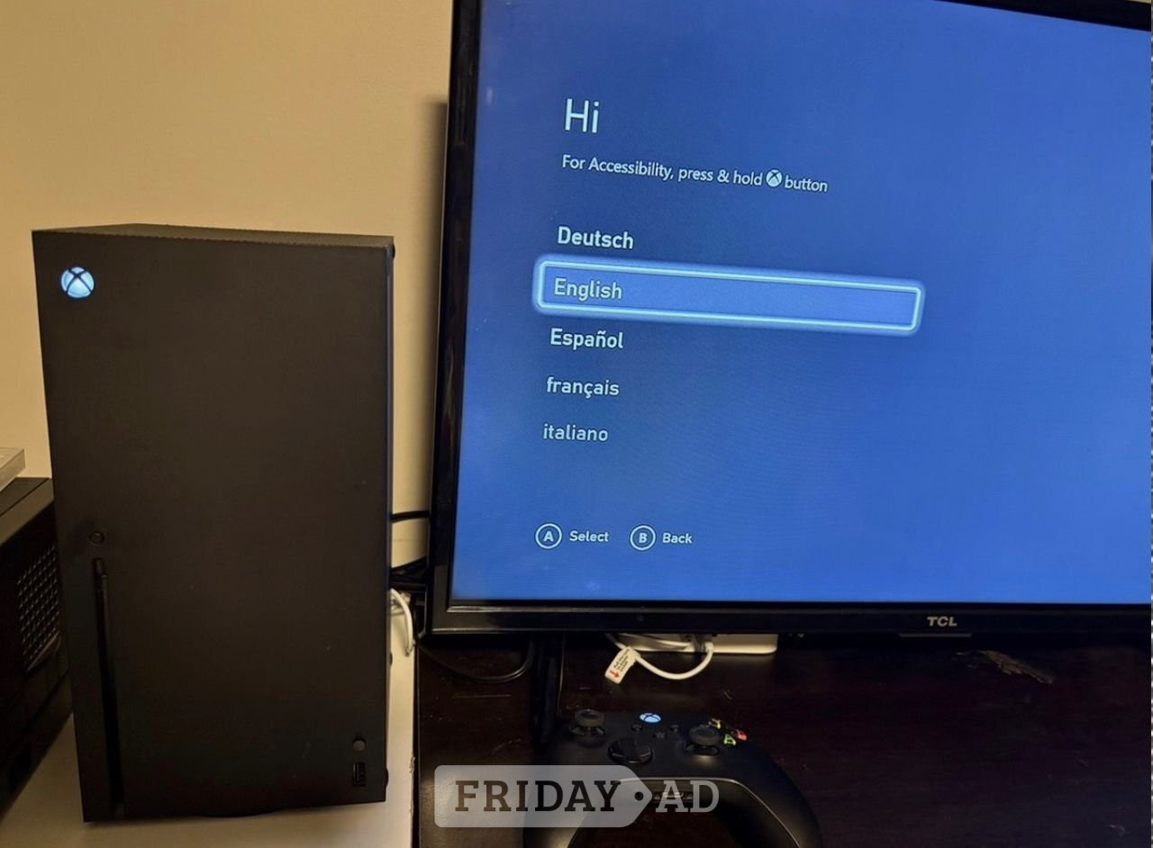 Xbox Series X (In memory of my late grandchild) - Consoles & Games in Worthing