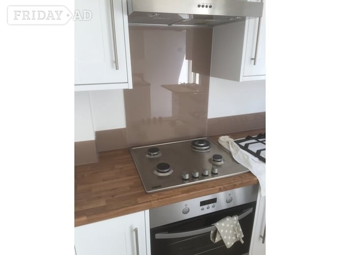 Kitchen 22 metre of Safe/Glass Splash Backs 2 CookerHob  Panels  - DIY