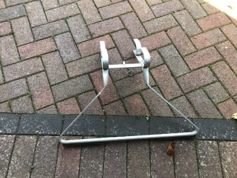 Ladder stand off 