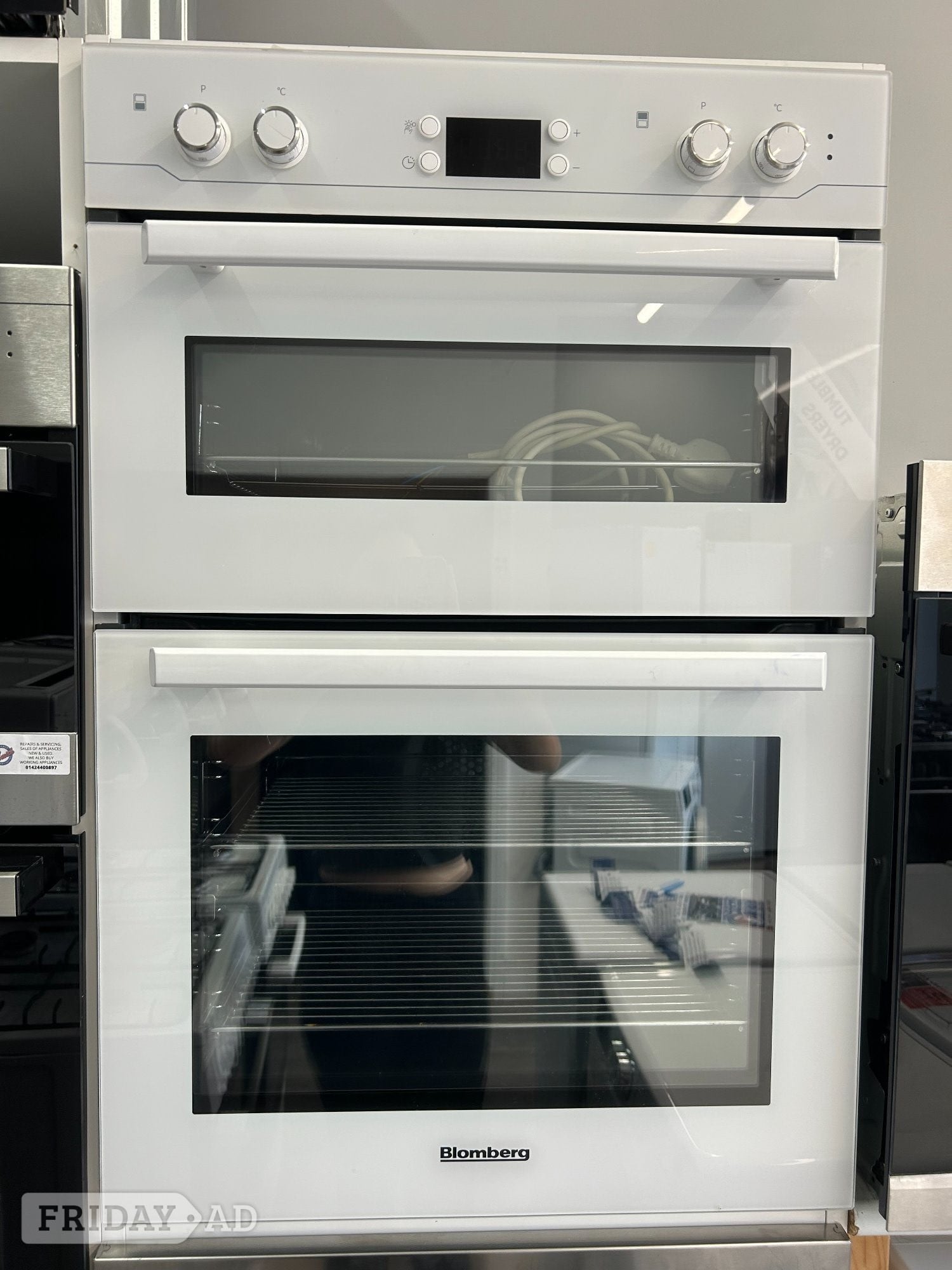 BLOMBERG BUILT IN OVEN in St. Leonards-On-Sea
