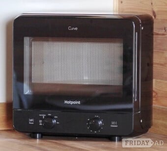 Hotpoint corner microwave oven 