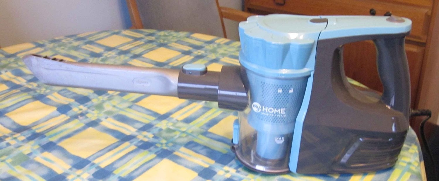 HAND HELD VAC ***AS NEW £10**