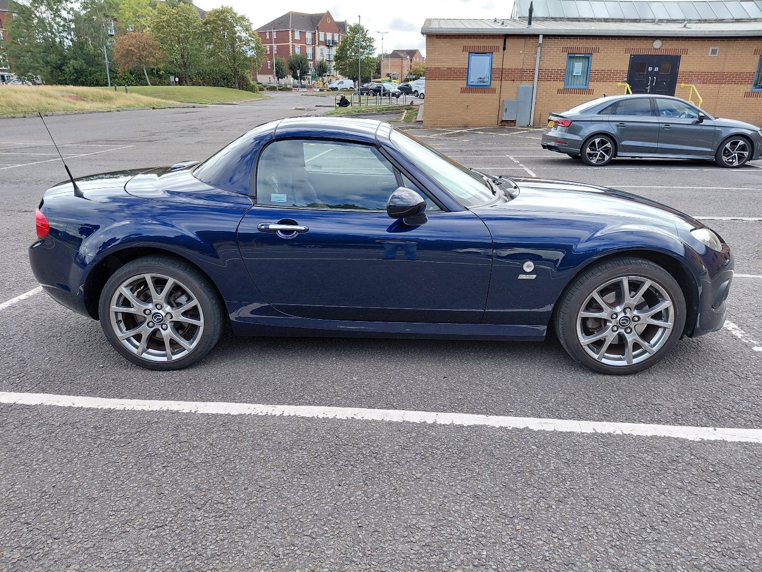 [ berth ]Mazda MX-5