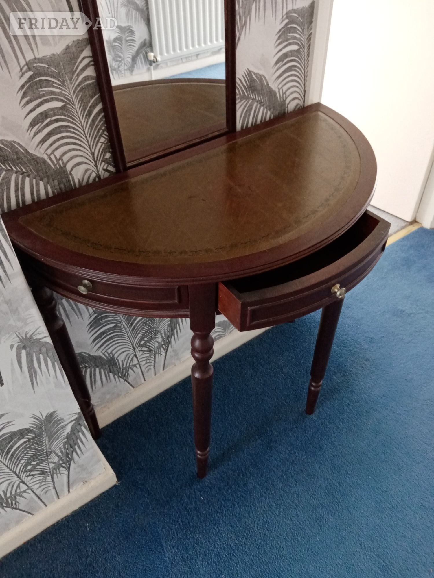Peacehaven Used Attractive Wood small table with Leather top in good cond