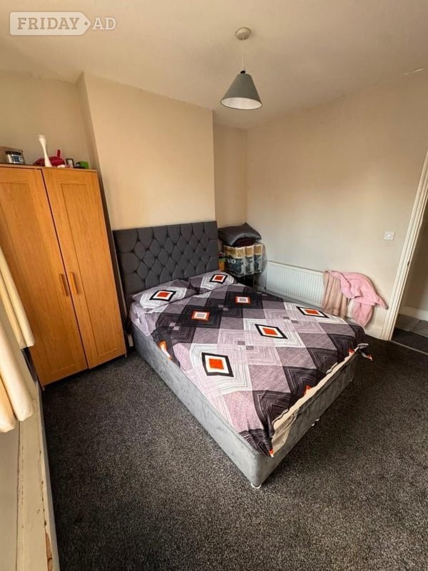 Waltham Forest Double Room Available For Female