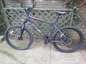 CARREERA VENGEANCE ELECTRIC E BIKE - RUNS , SPARES OR REPAIR