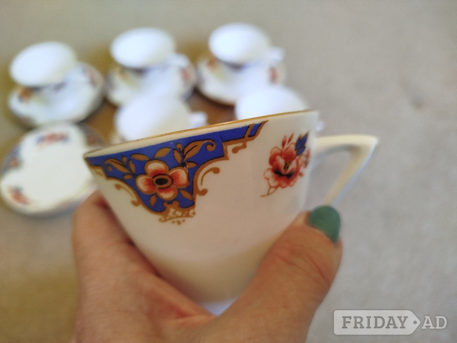 Lovely Vintage/Antique "Phoenix" bone china 6 cups & saucers