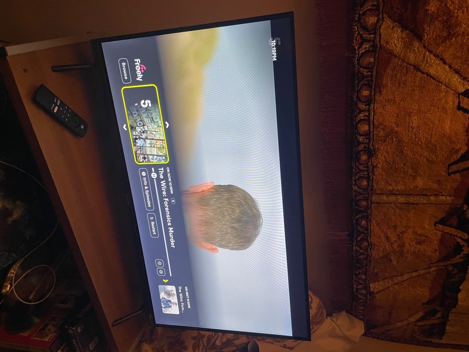 Bradford Coocaa 32 inch smart tv with freely excellent condition 