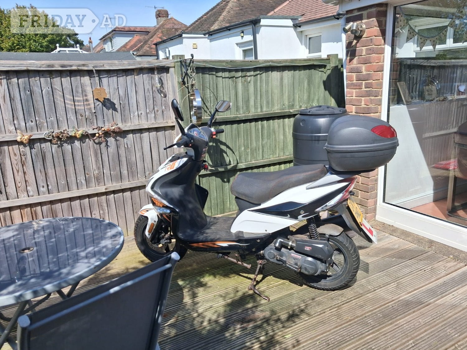 ZHONGNENG LEEWAY R850ccscooter - Motorbikes, Scooters & Quads in Worthing