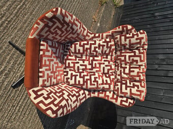 Retro Egg chair style