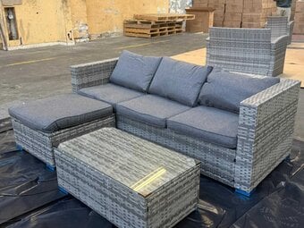 4 Seater Outdoor Rattan Sofa with Coffee Table