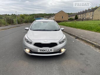 KIA CEED 2 1.6 CRDI Ecodynamics stop/start 5DR hatchback