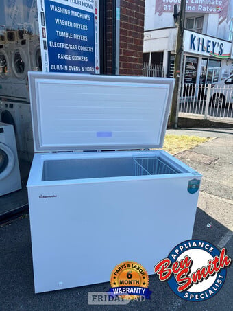 FRIDGEMASTER CHEST FREEZER