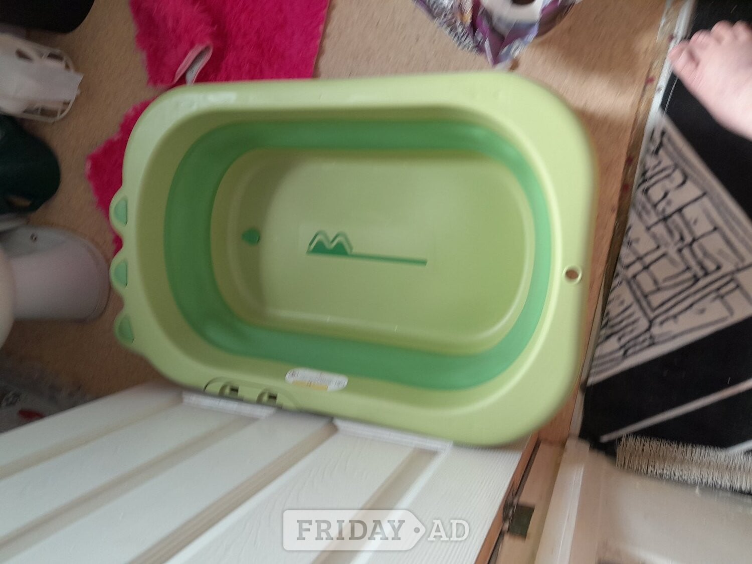 fold away dog bath in Caerphilly