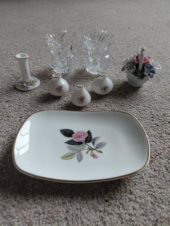 Small Decorative Ceramic and Glass Items