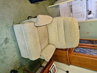 Rise & Recline Armchair 