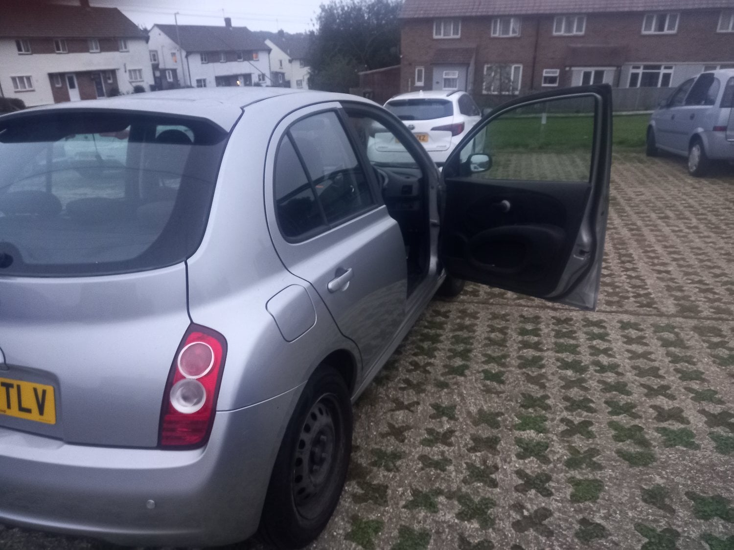 Nissan Micra Hastings