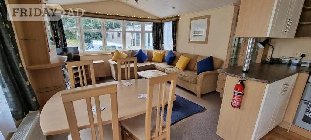 Smart, clean, double glazed 2 bed static van to rent at Beauport