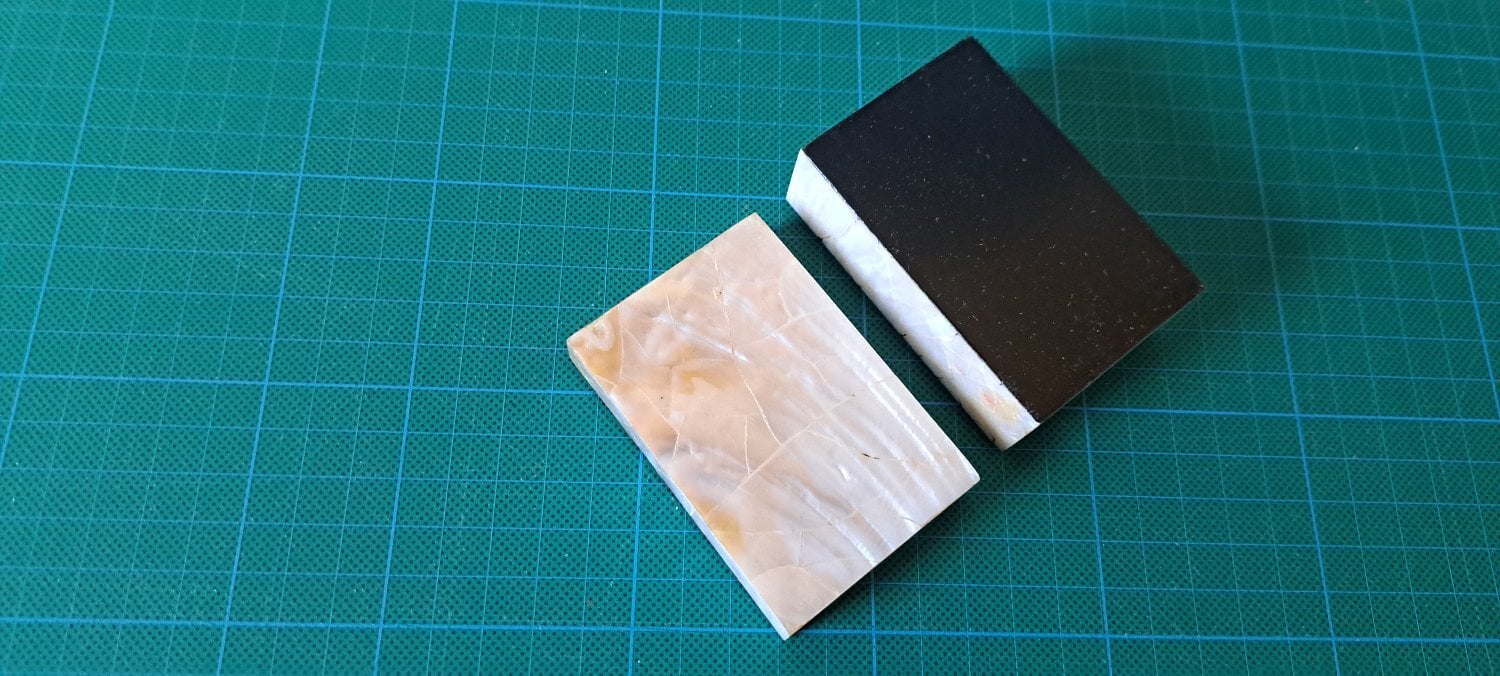 Hartley Wintney VINTAGE MOTHER OF PEARL SMALL RECTANGULAR TRINKET BOX. HANDMADE