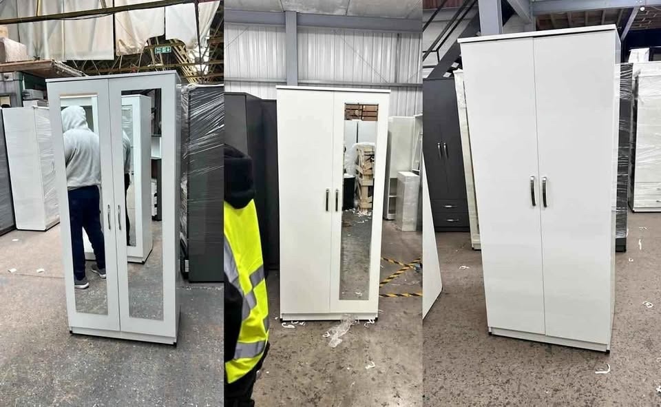 ✨ Stylish 2-Door Wardrobe – Perfect for Any Bedroom! 🏡