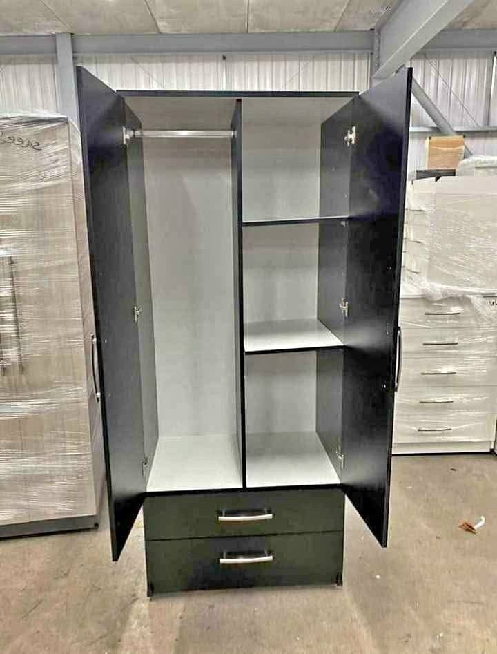 Brighton ✨ Stylish 2-Door Wardrobe – Perfect for Any Bedroom! 🏡