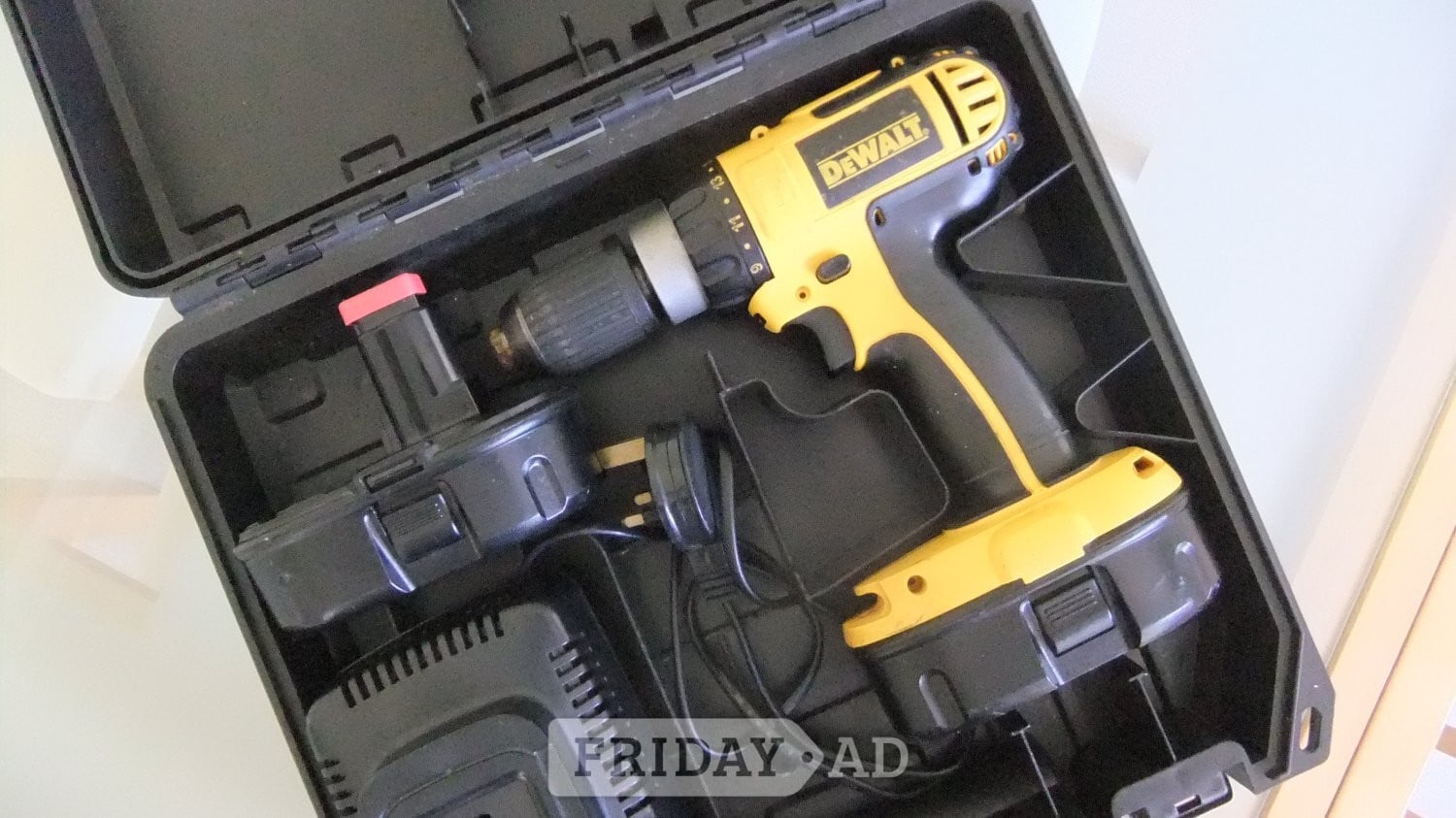 DeWalt Cordless Combi Drill + charger, batteries and case